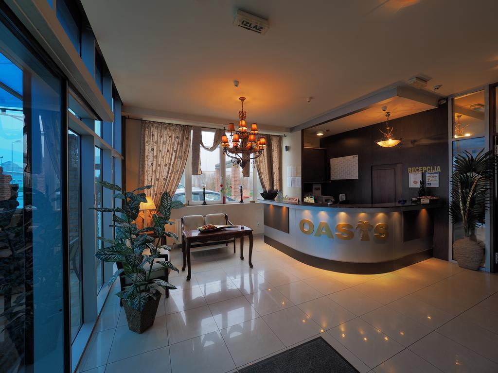 Garni Hotel Oasis Belgrad Exterior foto