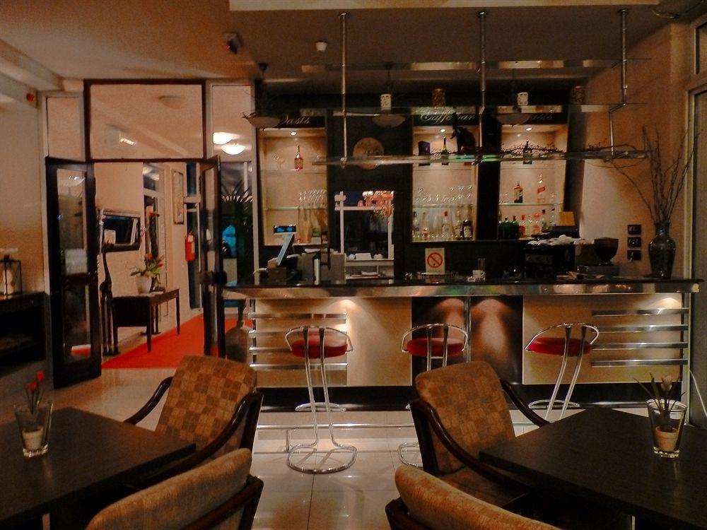 Garni Hotel Oasis Belgrad Exterior foto
