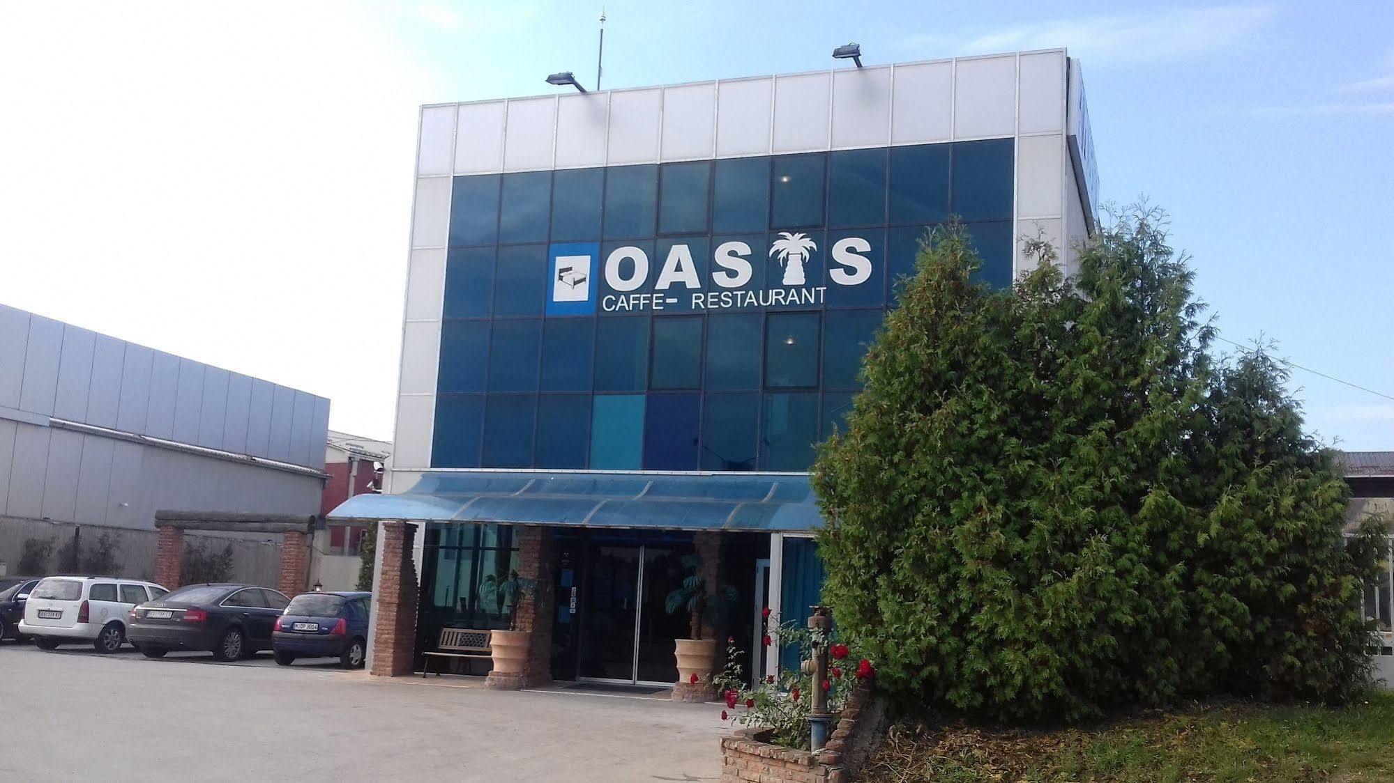 Garni Hotel Oasis Belgrad Exterior foto